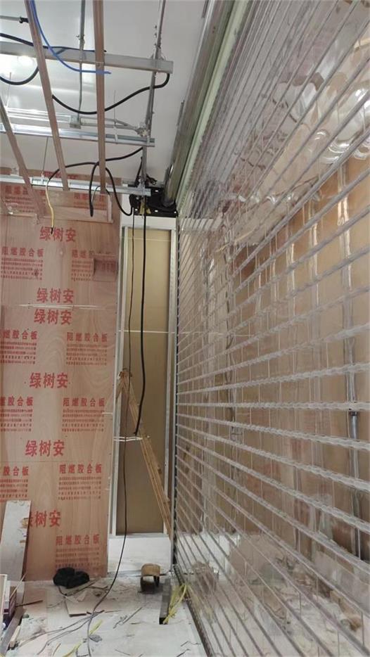 水晶卷闸门